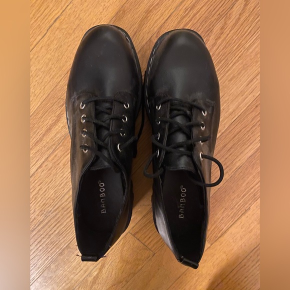 SOLD Bamboo black shoes - Picture 3 of 5